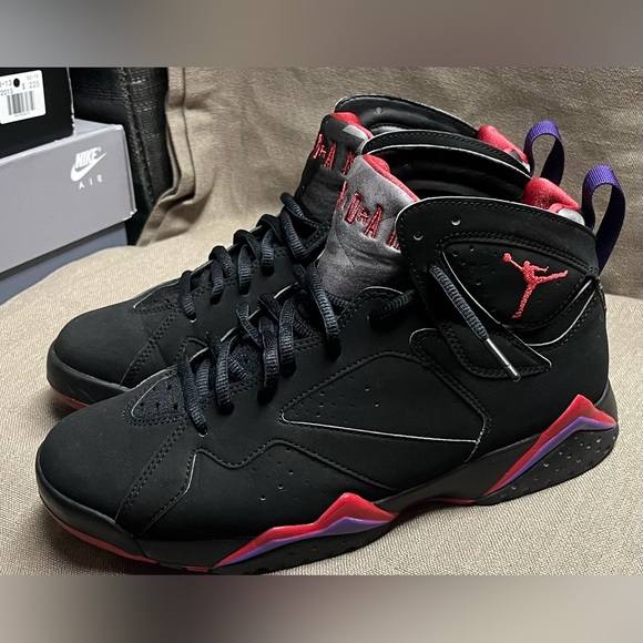 Jordan 7 Retro Raptors (2012) - Picture 4 of 13
